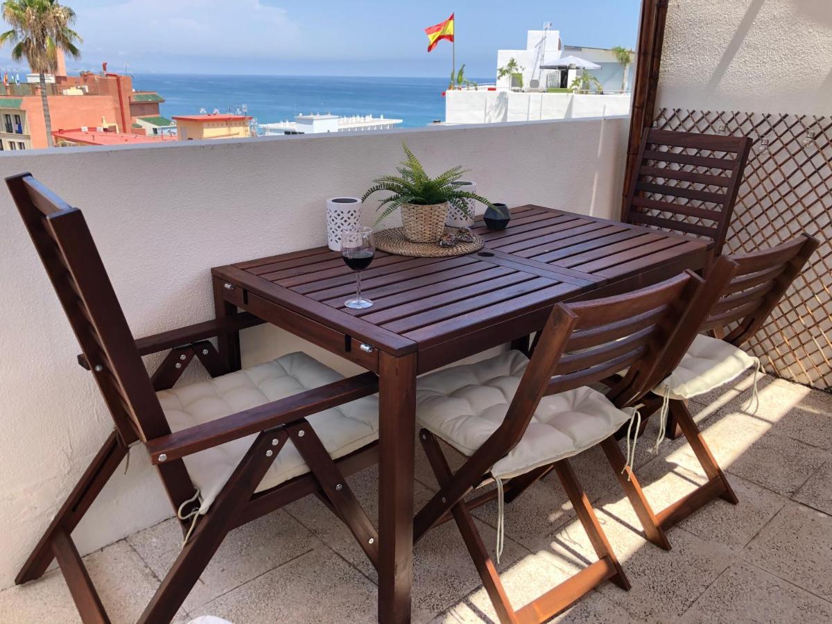 El Cortijuelo. Magnificent Triplex Terraced House With Rooftop Of 18M2, Overlooking The Sea. Parking 托雷莫利诺斯 外观 照片
