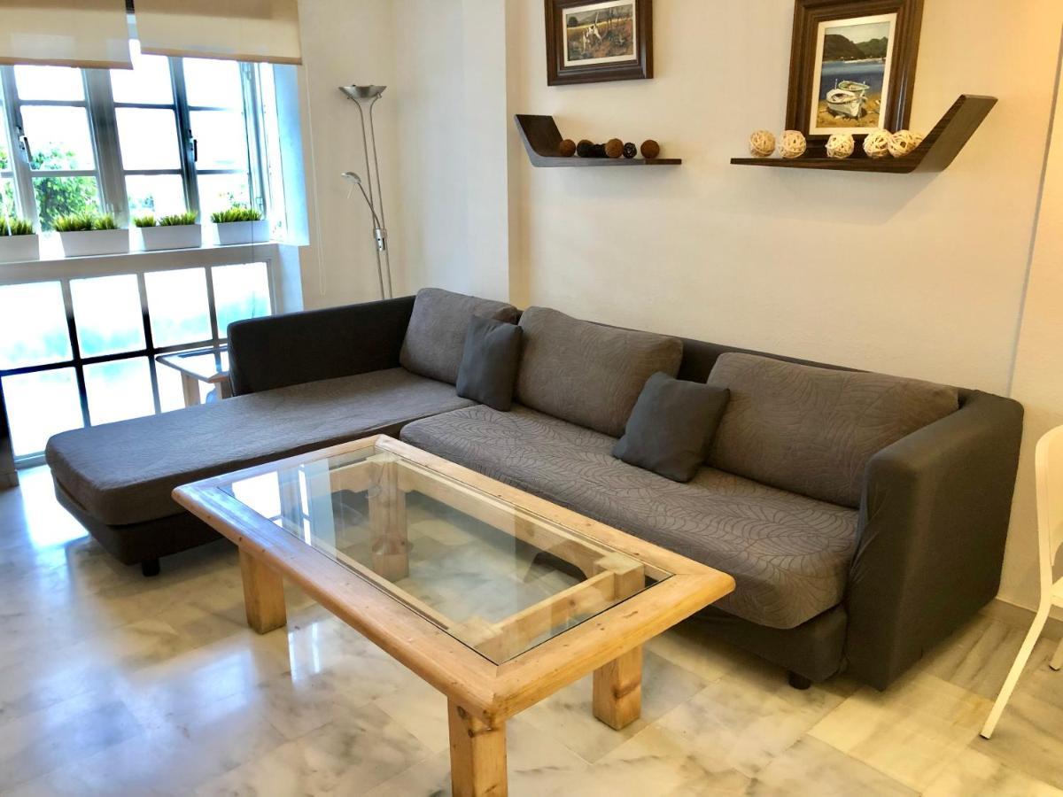 El Cortijuelo. Magnificent Triplex Terraced House With Rooftop Of 18M2, Overlooking The Sea. Parking 托雷莫利诺斯 外观 照片