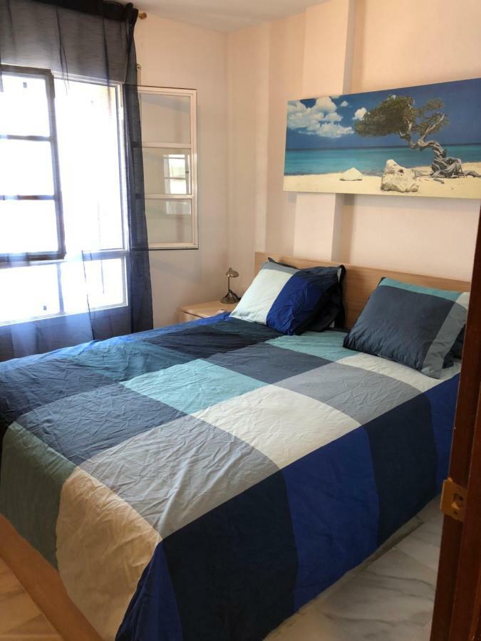 El Cortijuelo. Magnificent Triplex Terraced House With Rooftop Of 18M2, Overlooking The Sea. Parking 托雷莫利诺斯 外观 照片