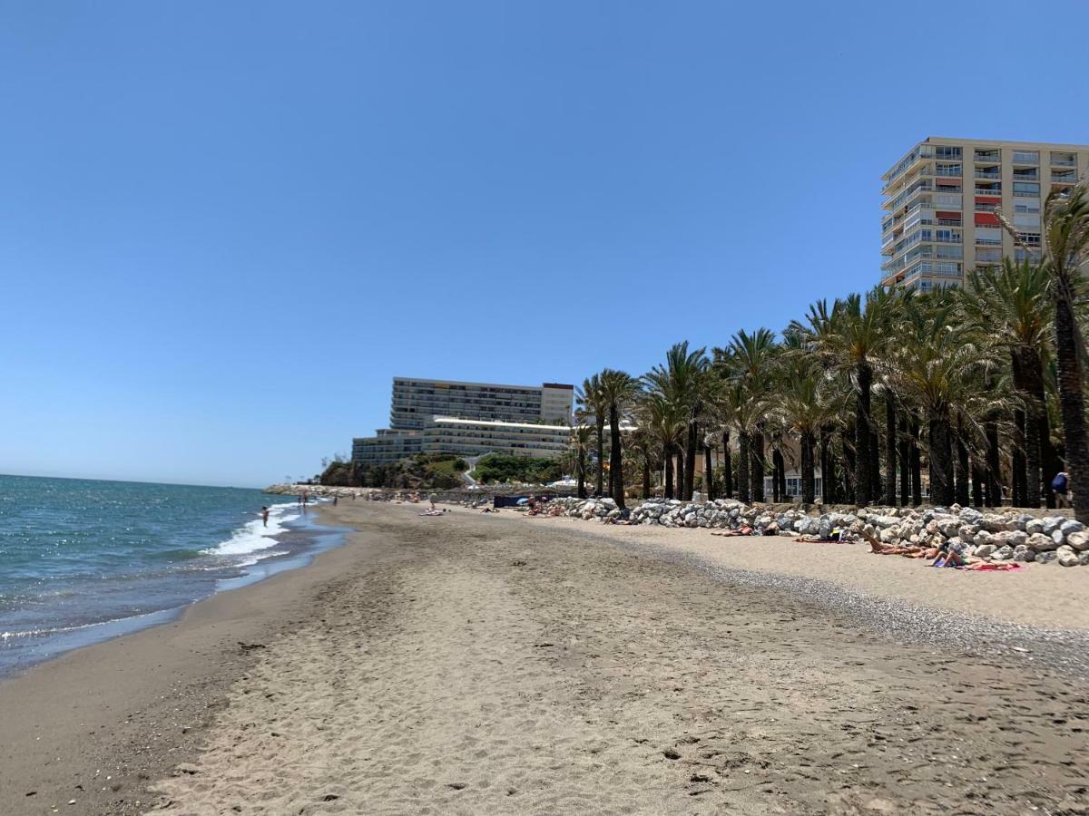 El Cortijuelo. Magnificent Triplex Terraced House With Rooftop Of 18M2, Overlooking The Sea. Parking 托雷莫利诺斯 外观 照片
